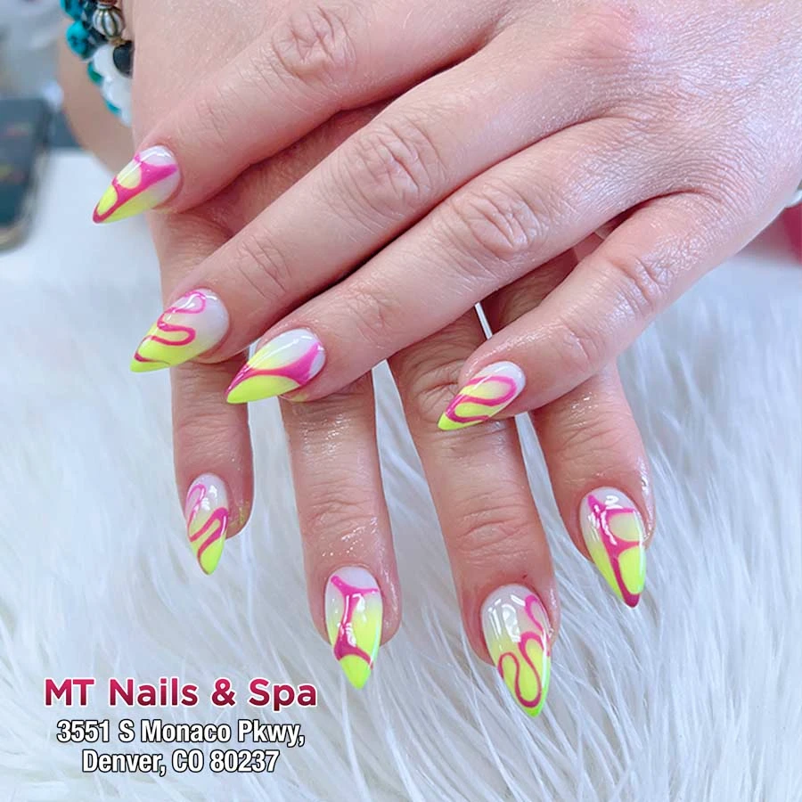 A Fresh Manicure for Your Next Look